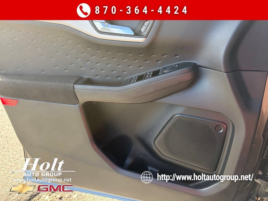 2020 Ford Escape SE