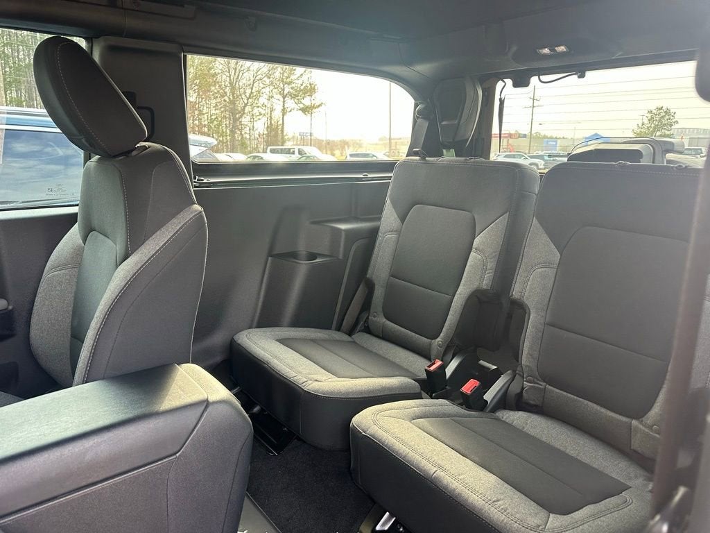 2022 Ford Bronco Base