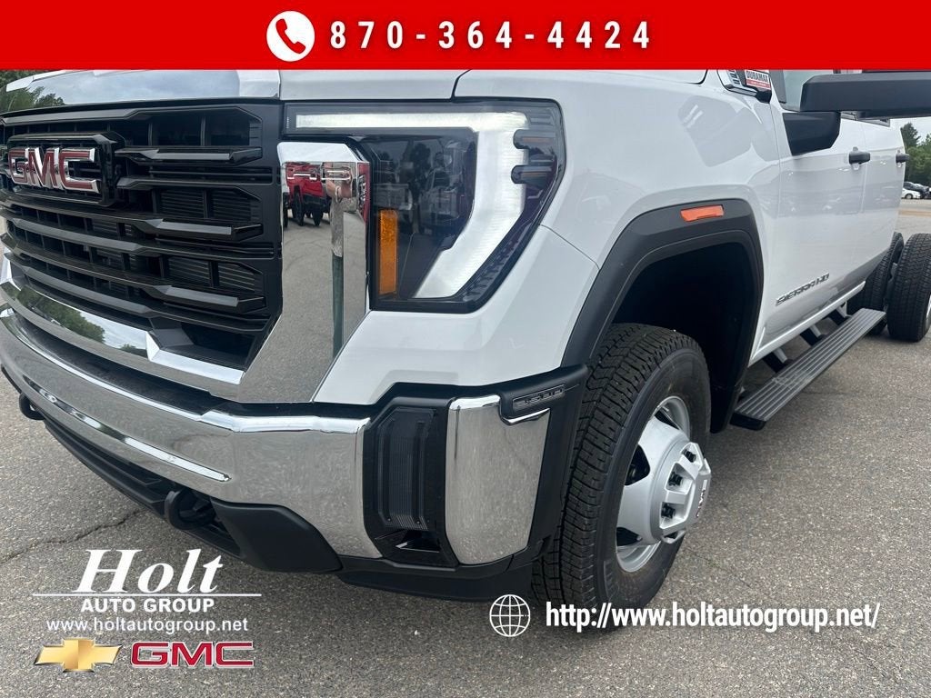 2026 GMC Sierra 3500 HD Chassis Cab Pro