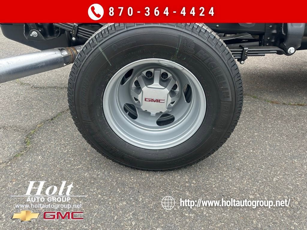 2026 GMC Sierra 3500 HD Chassis Cab Pro