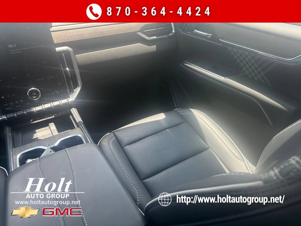 2024 GMC Acadia Denali