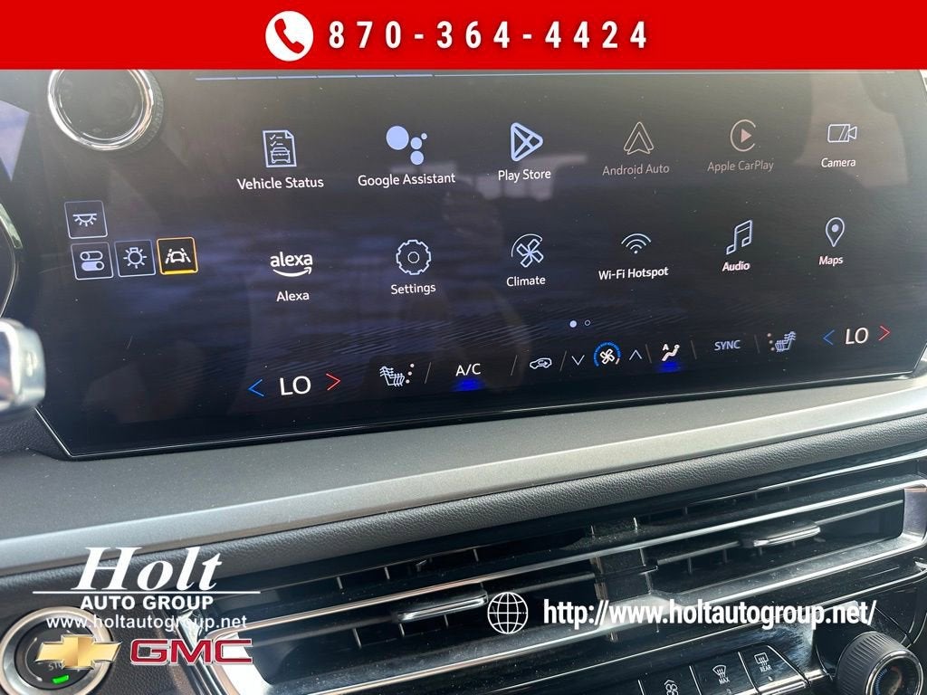 2024 Chevrolet Traverse LS