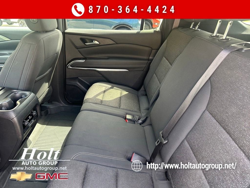 2024 Chevrolet Traverse LS