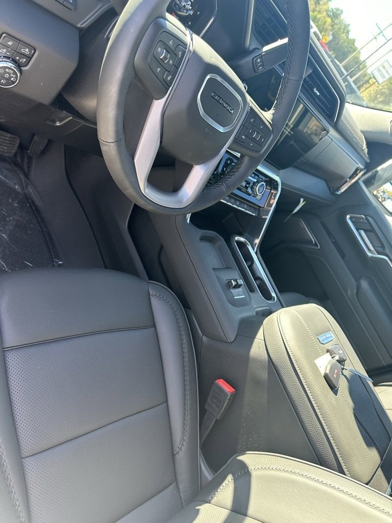 2025 GMC Sierra 2500 HD Denali