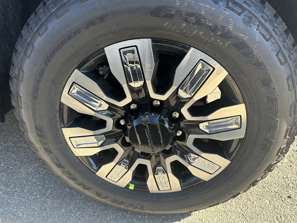 2025 GMC Sierra 2500 HD Denali