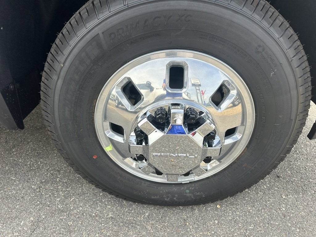 2025 GMC Sierra 3500 HD Denali