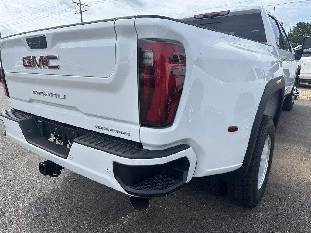 2025 GMC Sierra 3500 HD Denali