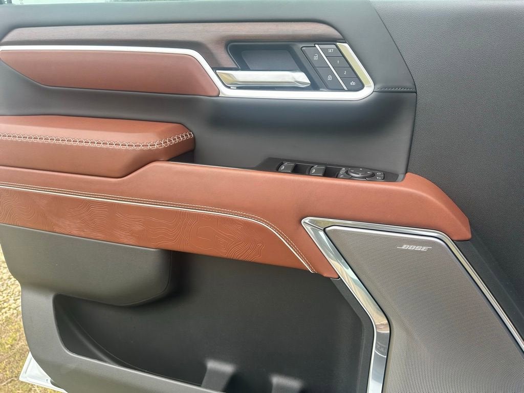 2026 GMC Sierra 3500 HD Denali Ultimate DRW