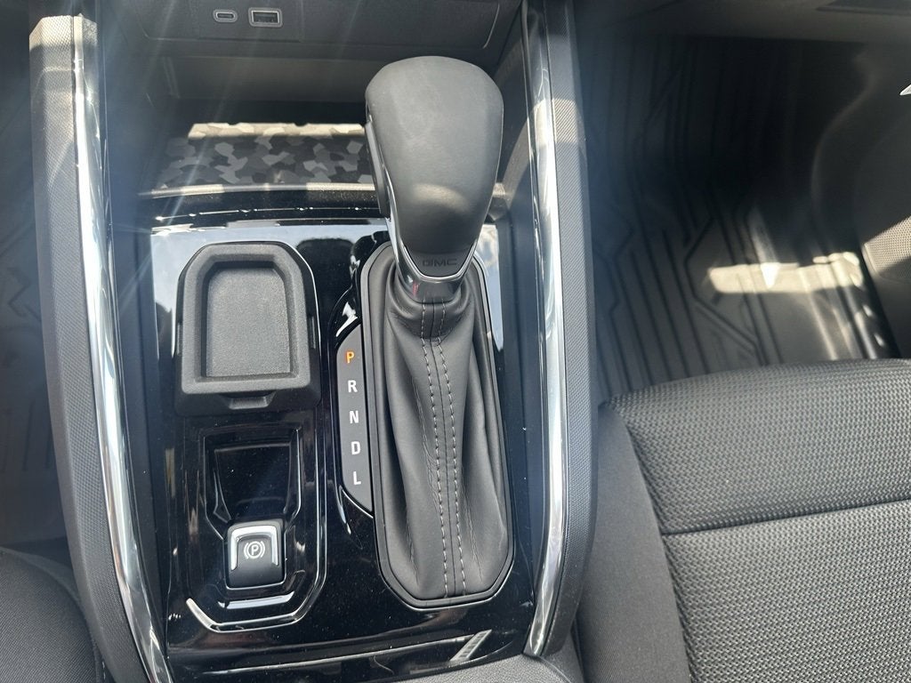 2025 GMC Canyon Elevation