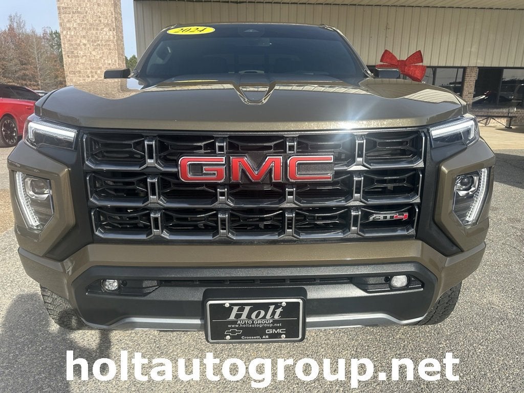2024 GMC Canyon AT4