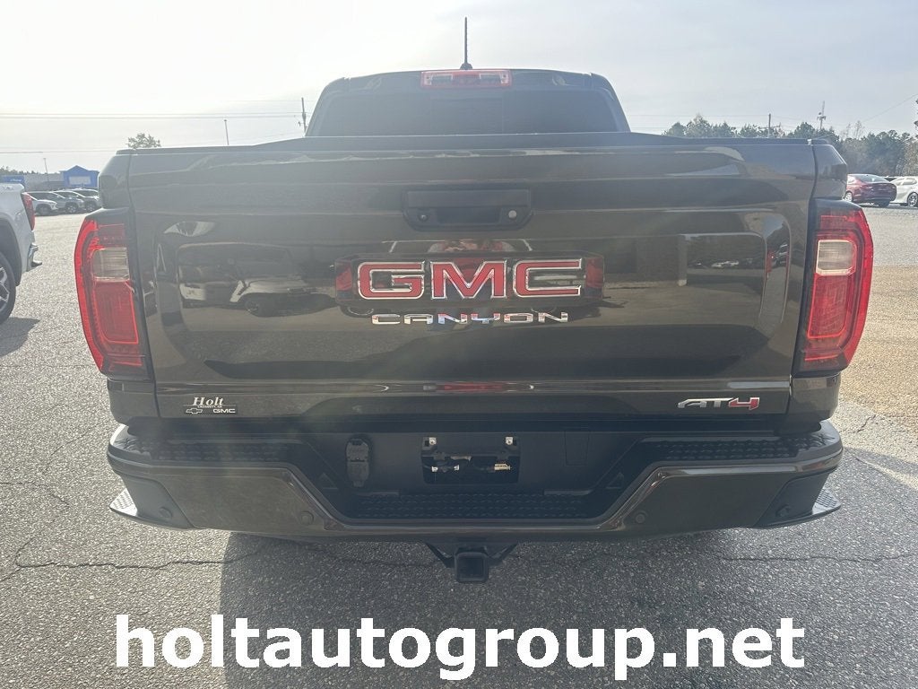 2024 GMC Canyon AT4