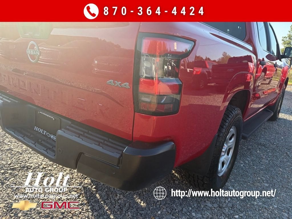 2022 Nissan Frontier S