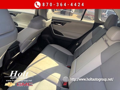 2022 Toyota RAV4 XLE Premium