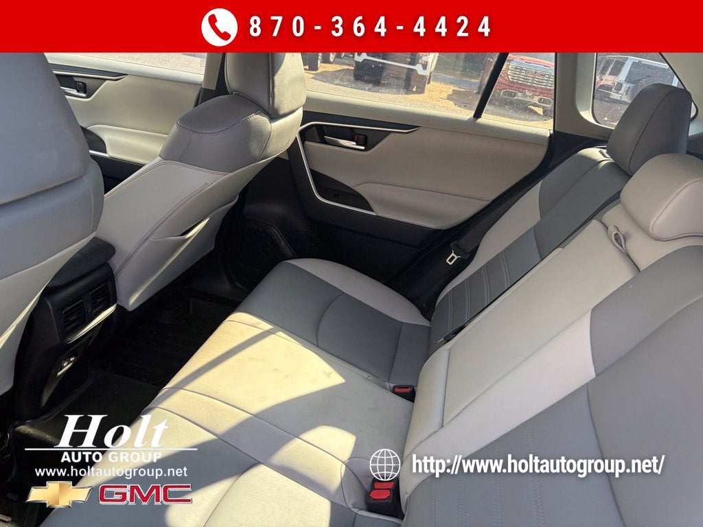 2022 Toyota RAV4 XLE Premium