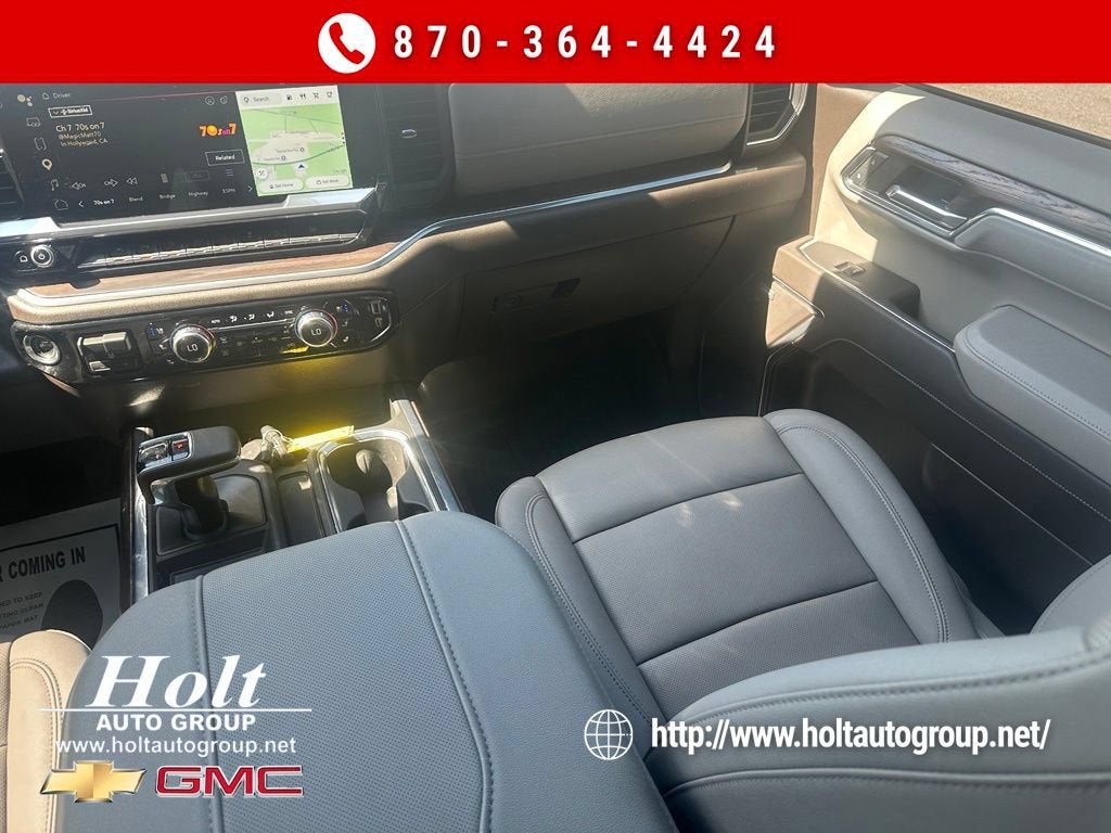 2025 GMC Sierra 1500 SLT