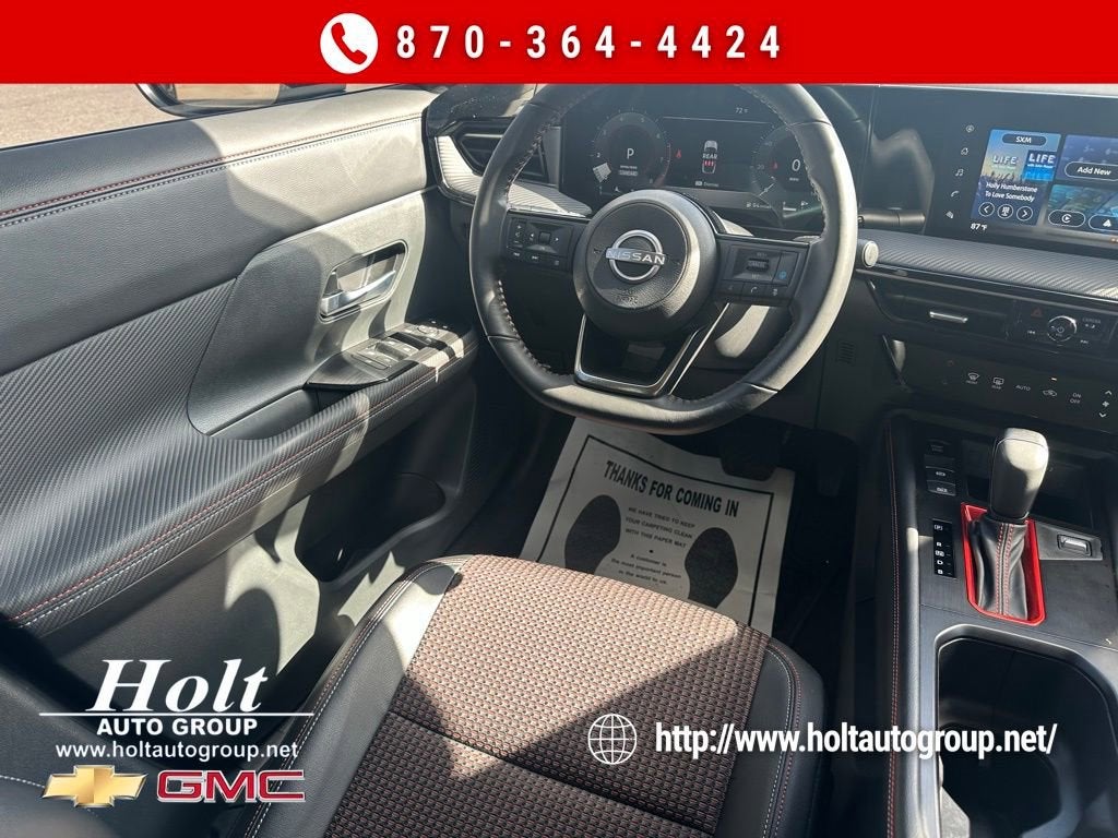 2025 Nissan Kicks SR