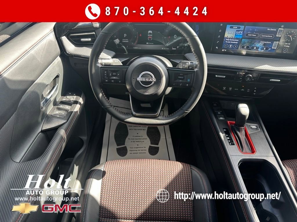 2025 Nissan Kicks SR