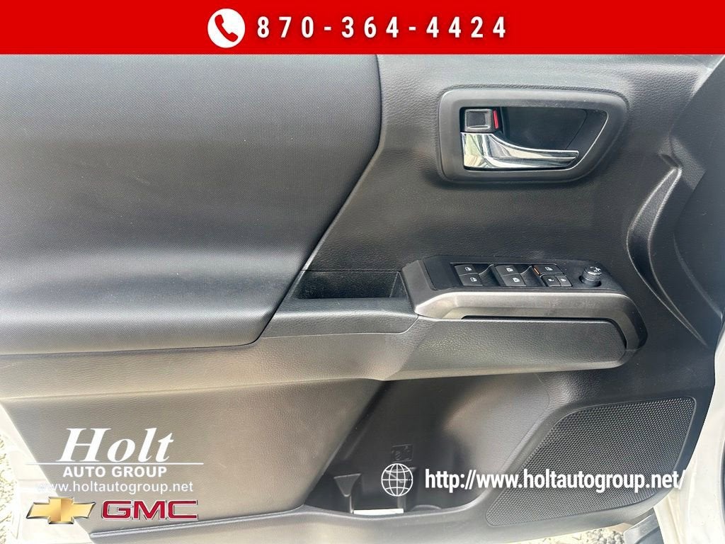 2022 Toyota Tacoma 4WD SR