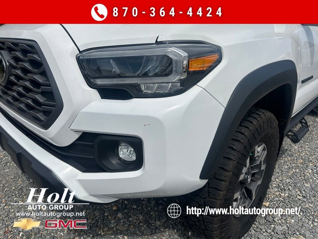 2022 Toyota Tacoma 4WD SR