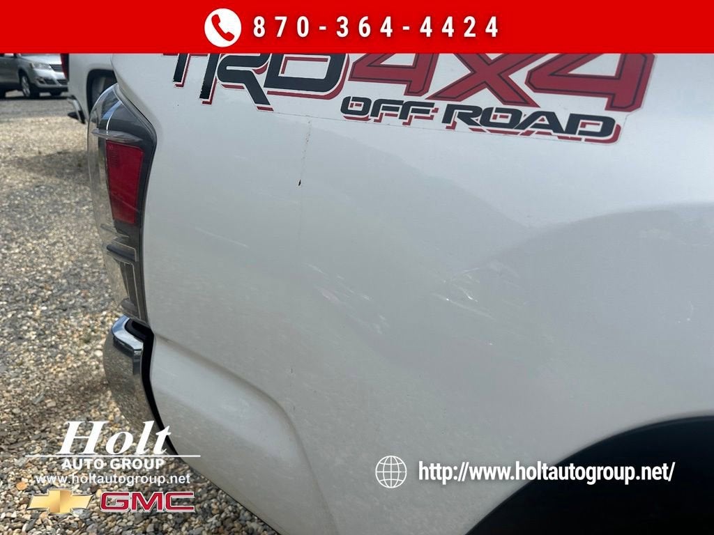 2022 Toyota Tacoma 4WD SR