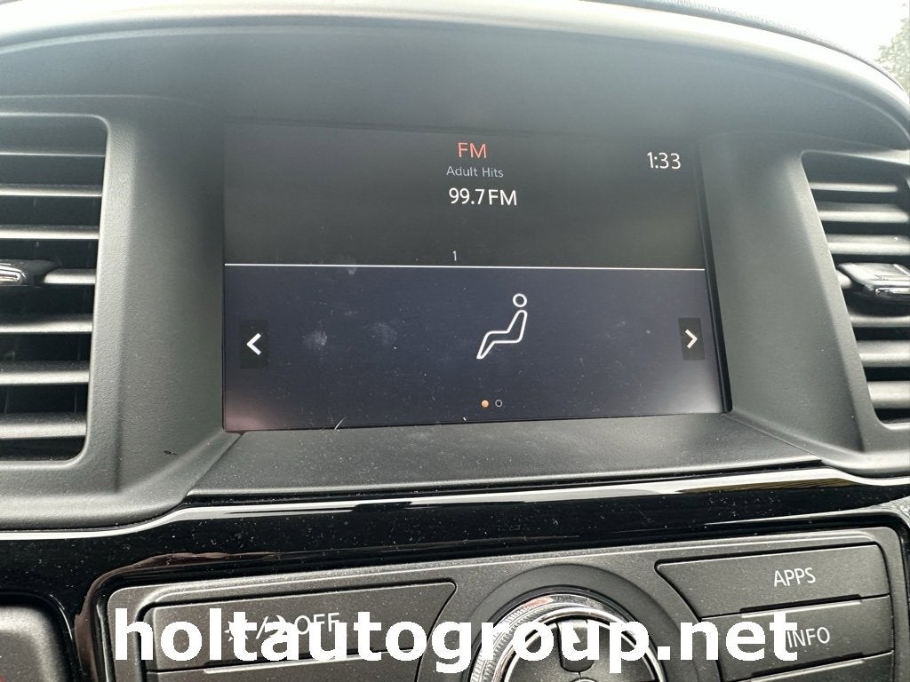 2017 Nissan Pathfinder SV