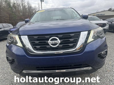 2017 Nissan Pathfinder SV