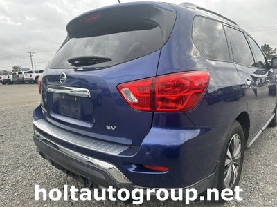 2017 Nissan Pathfinder SV