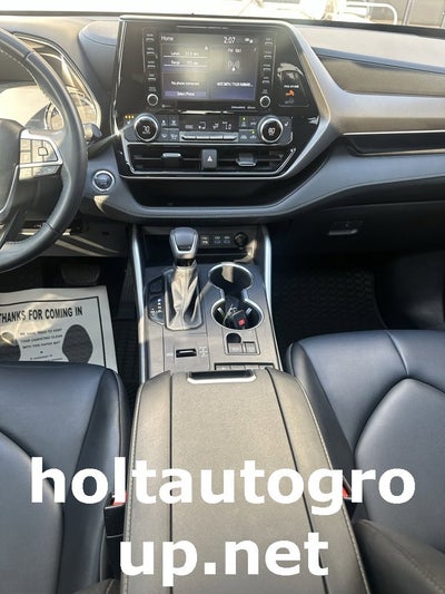 2022 Toyota Highlander XLE