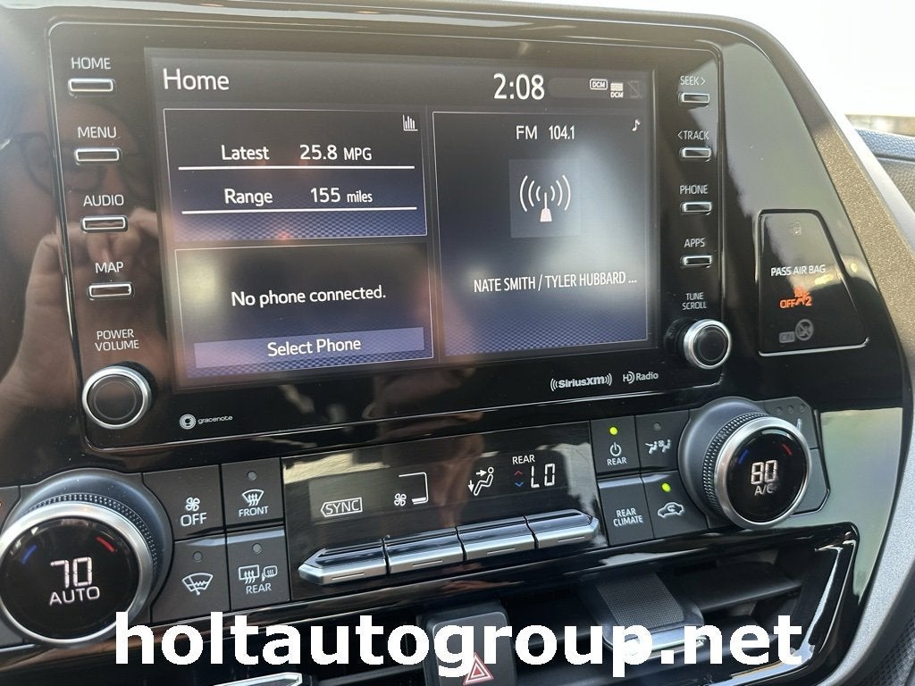 2022 Toyota Highlander XLE