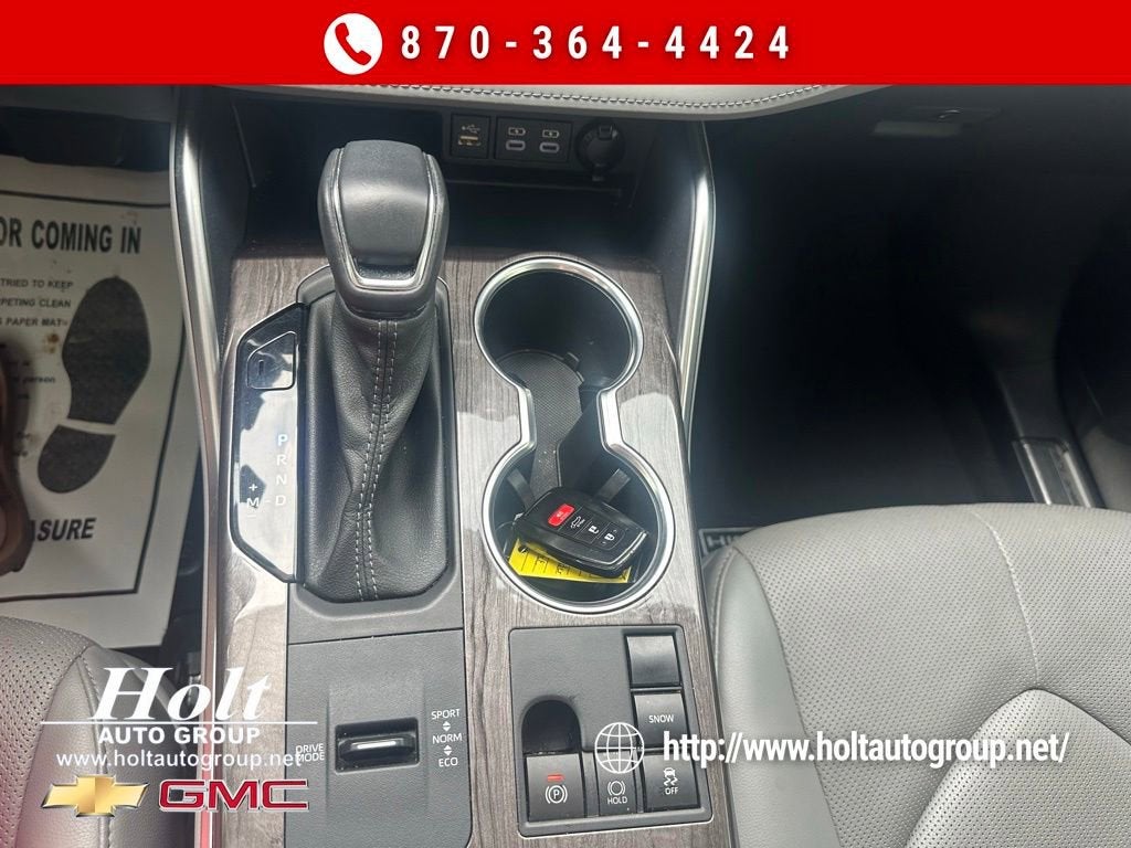 2023 Toyota Highlander L