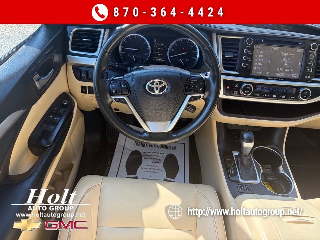 2019 Toyota Highlander SE