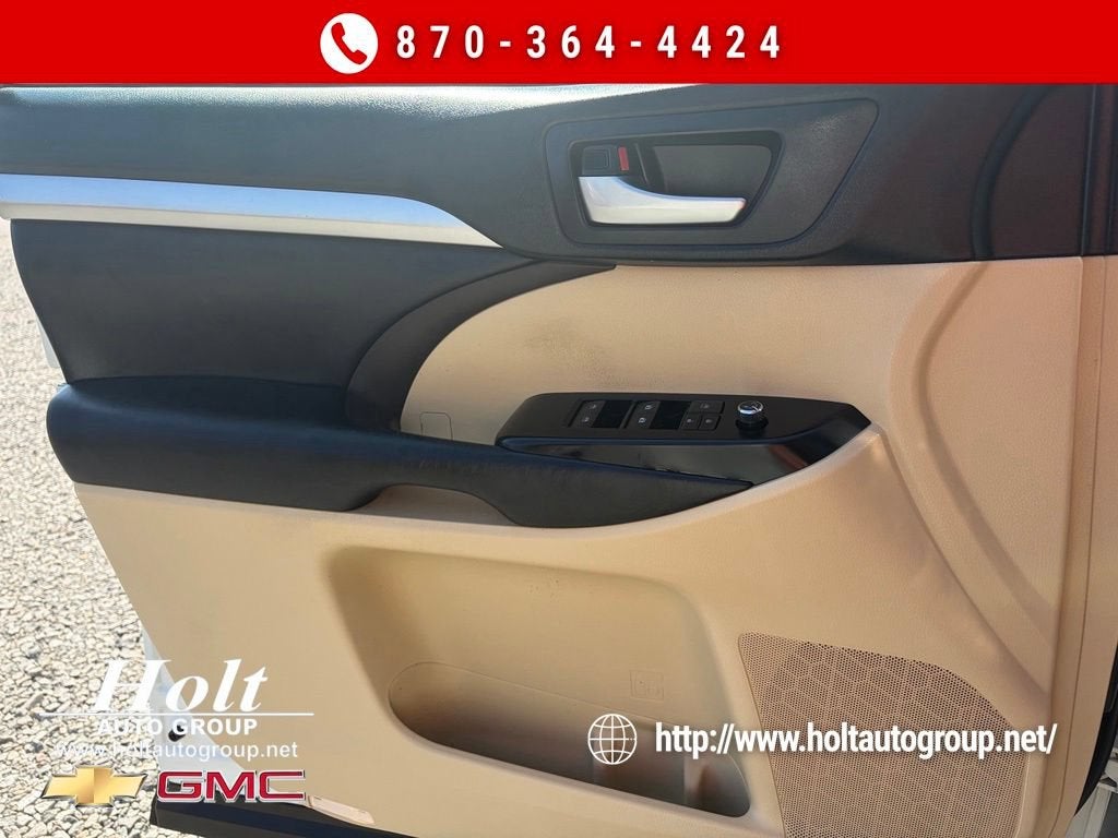 2019 Toyota Highlander SE
