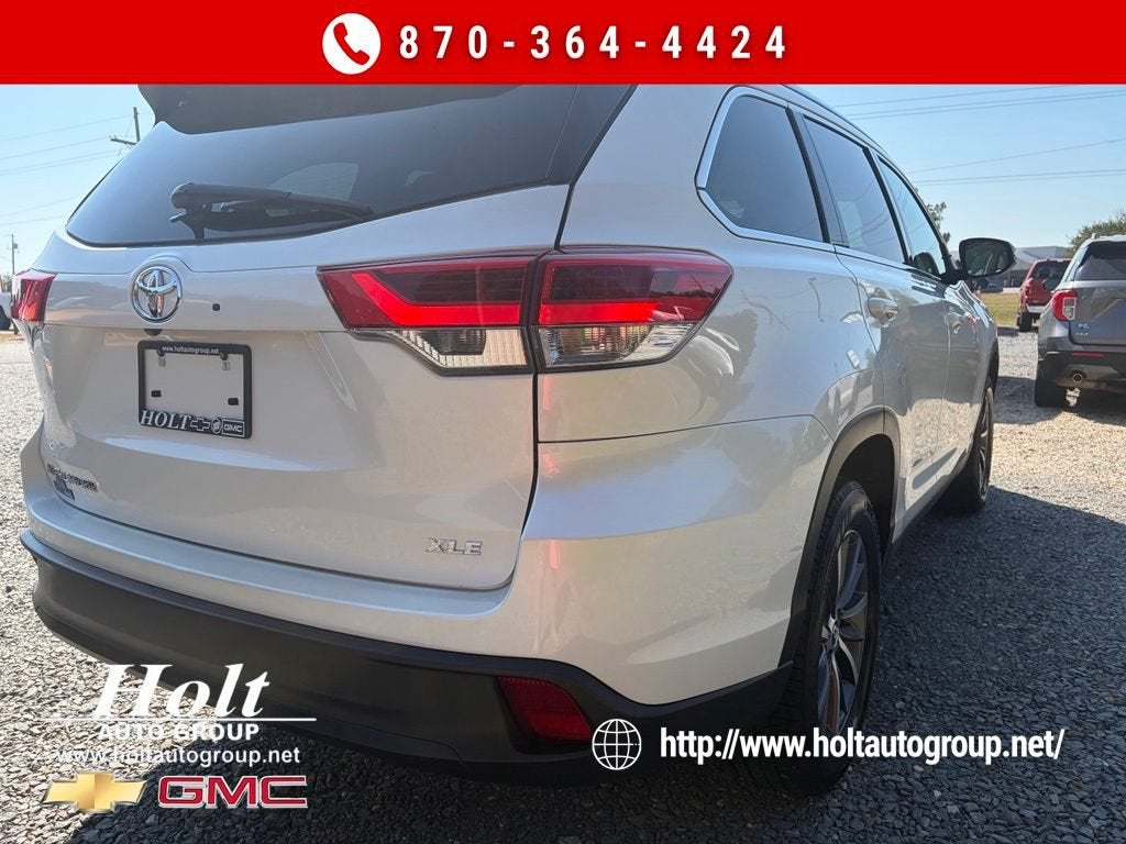 2019 Toyota Highlander SE