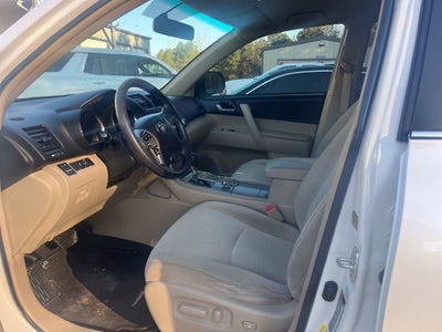 2012 Toyota Highlander Base