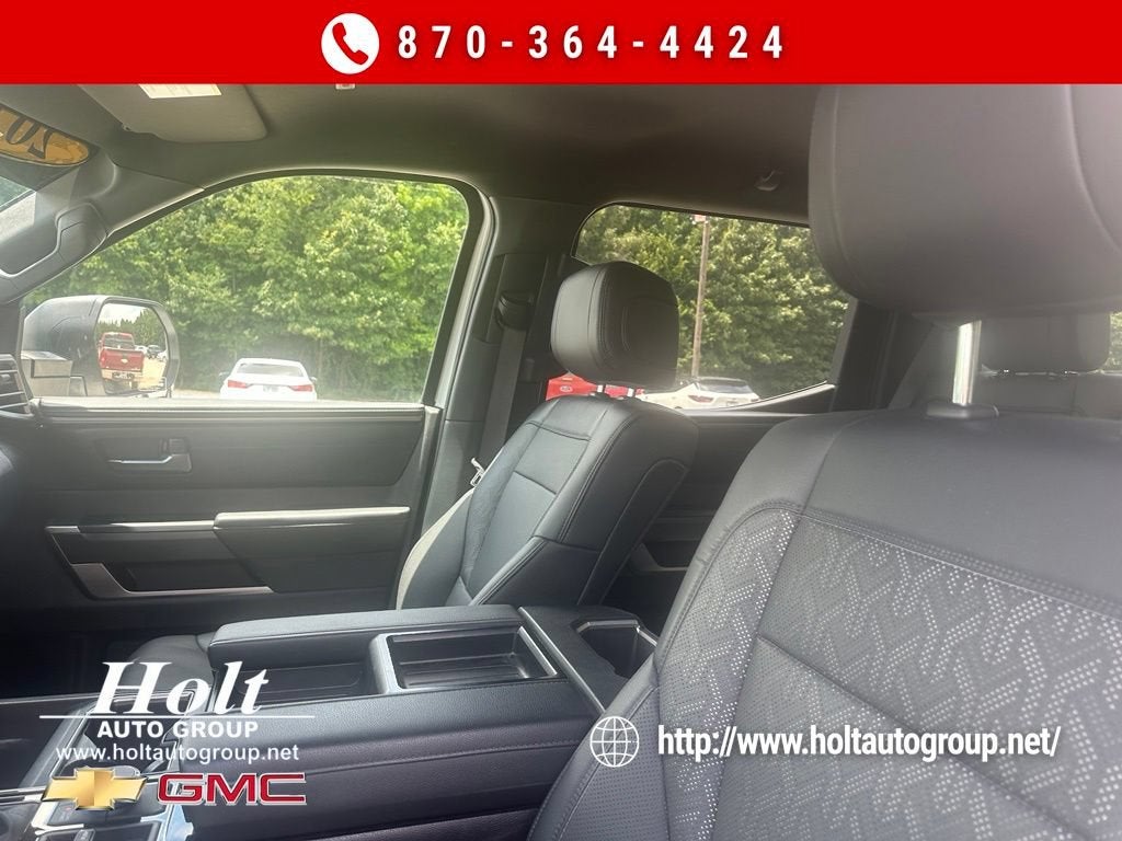 2025 Toyota Tundra 4WD SR