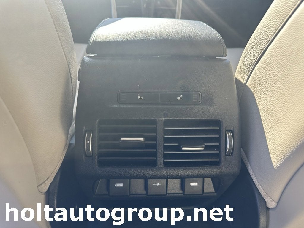 2020 Land Rover Discovery Sport SE